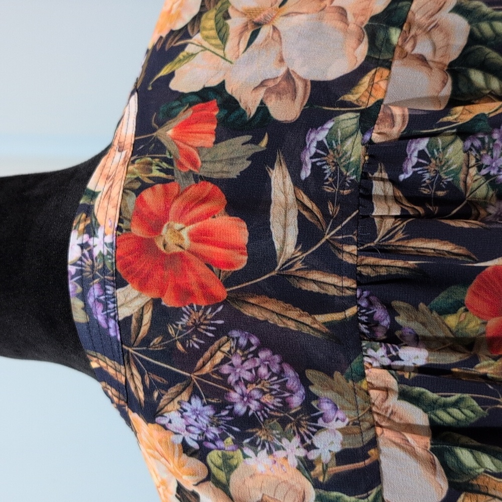 NWT Chicos Trapunto Floral Blouse - Picture 9 of 13